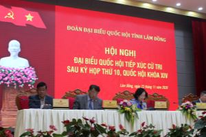Руководители Партии и Государства проинформировали избирателей об итогах 10-й сессии Нацсобрания Вьетнама